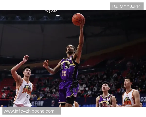 普林斯与波蒂斯梦游表现不佳合计仅得2分三分球全失落败难逃困境